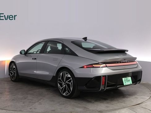 Used 2023 Hyundai Ioniq 6 SEL RWD image 17