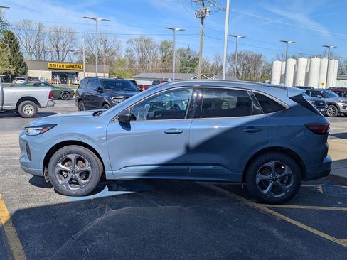 Used 2024 Ford Escape ST-Line w/ Tech Pack #1 AWD/4WD image 6