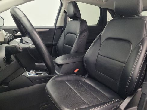 Used 2021 Ford Escape SEL image 17