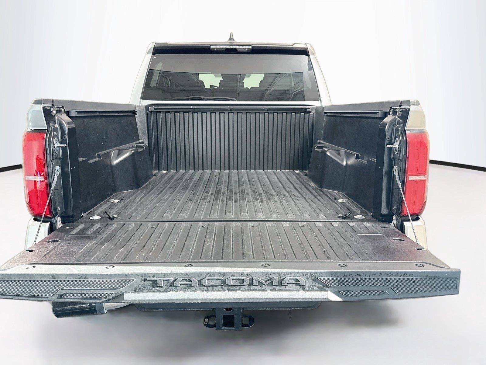 Used 2024 Toyota Tacoma SR5 RWD image 27