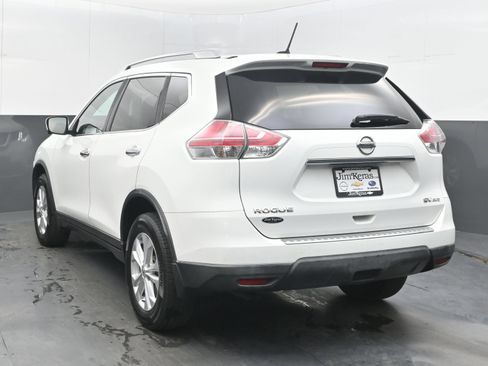 Used 2016 Nissan Rogue SV w/ SV Premium Package AWD/4WD image 8