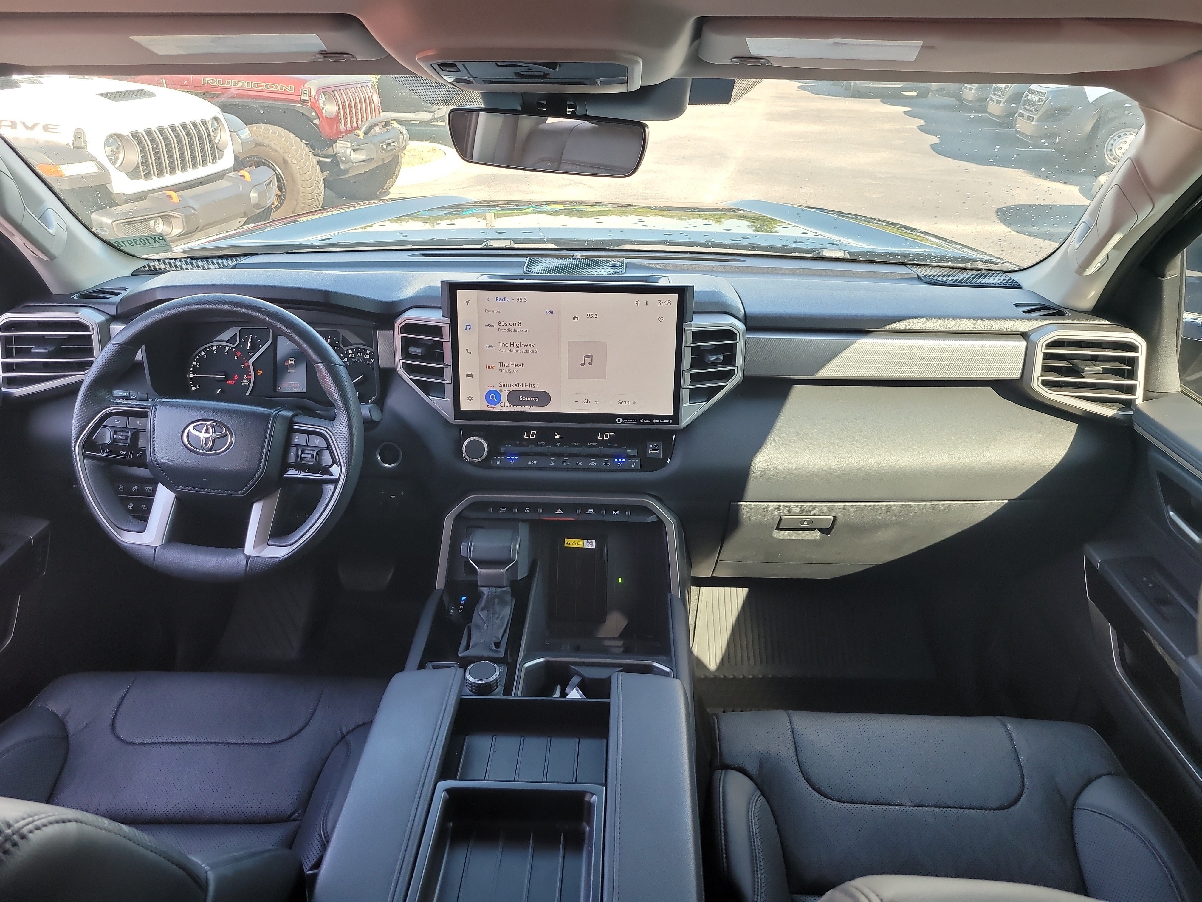 Used 2023 Toyota Tundra Limited AWD/4WD image 15