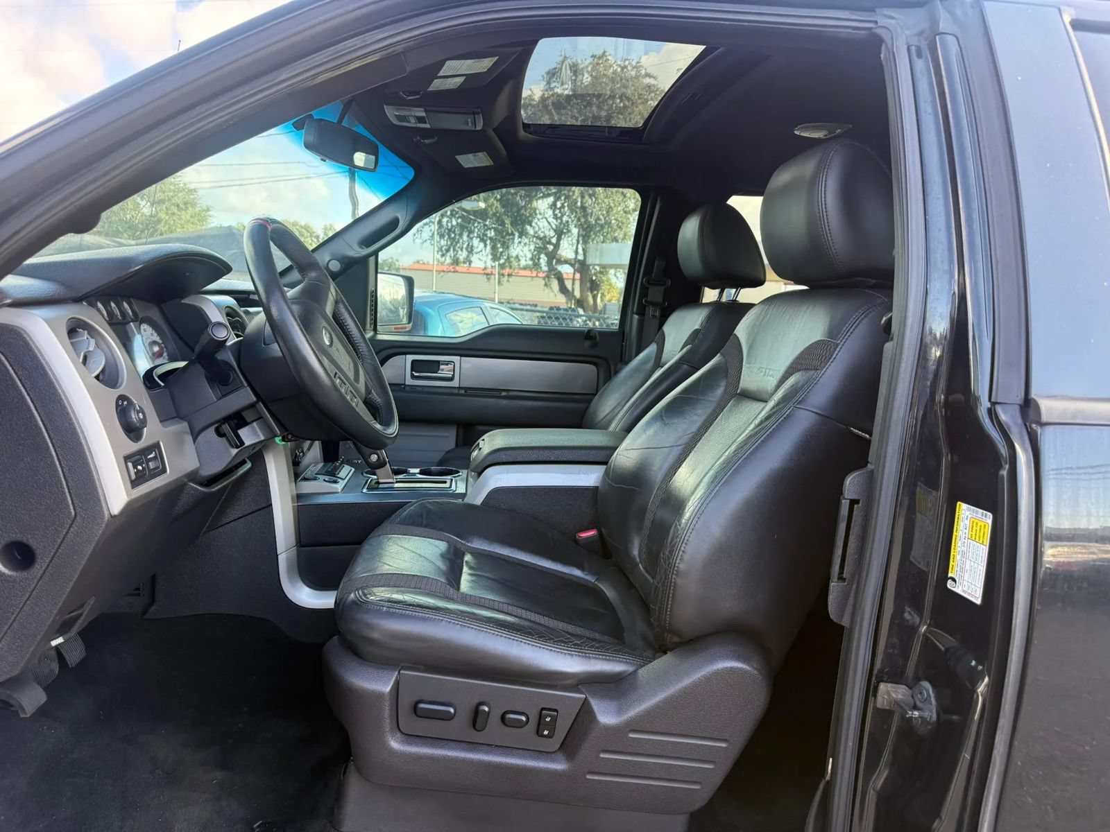 Used 2010 Ford F150 Raptor AWD/4WD image 9