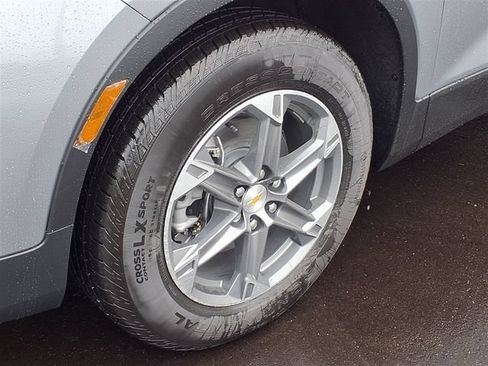 Used 2026 Chevrolet Blazer LT FWD image 19