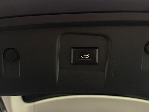 Used 2022 Nissan Murano SV FWD image 31