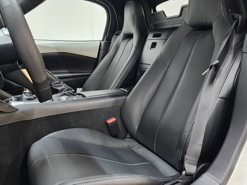 Used 2022 MAZDA MX-5 Miata Grand Touring image 13
