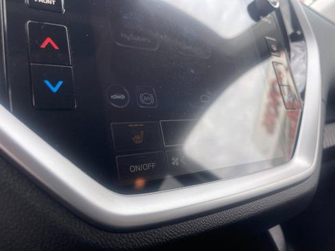 Used 2024 Subaru Ascent Premium w/ Convenience Package image 39