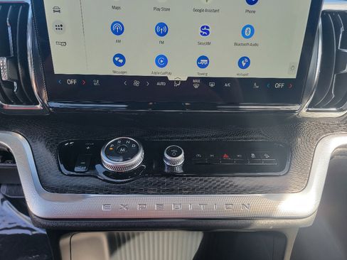 New 2026 Ford Expedition Max Platinum image 21