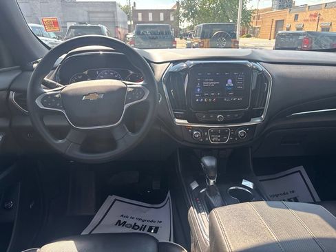 Used 2023 Chevrolet Traverse Premier AWD/4WD image 35
