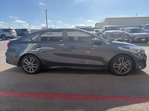 Used 2024 Kia Forte GT-Line w/ GT-Line Premium Package image 9