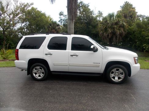 Used 2013 Chevrolet Tahoe LT w/ All-Star Edition RWD image 12