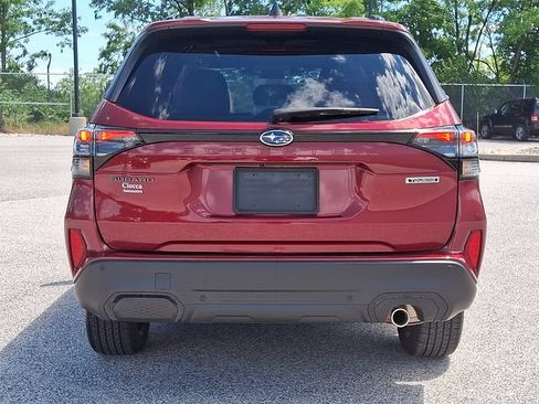 Used 2025 Subaru Forester Touring AWD/4WD image 8