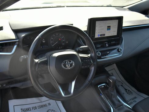 Used 2023 Toyota Corolla SE w/ SE Premium Package FWD image 16