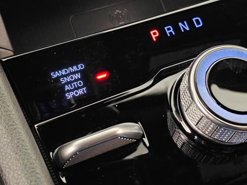 New 2025 Jeep Grand Cherokee Limited w/ Luxury Tech Group II image 37