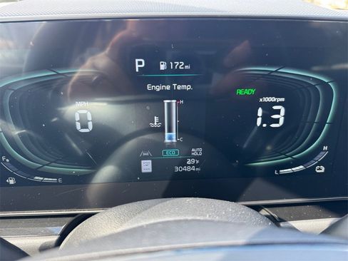 Used 2023 Kia Niro EX image 19