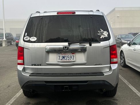 Used 2015 Honda Pilot LX image 4