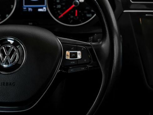 Used 2019 Volkswagen Tiguan SE AWD/4WD image 15
