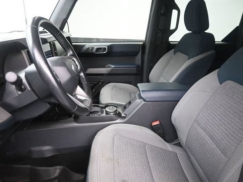 Used 2022 Ford Bronco Outer Banks w/ Sasquatch Package AWD/4WD image 16