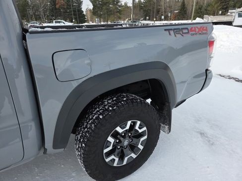 Used 2021 Toyota Tacoma TRD Off-Road image 34