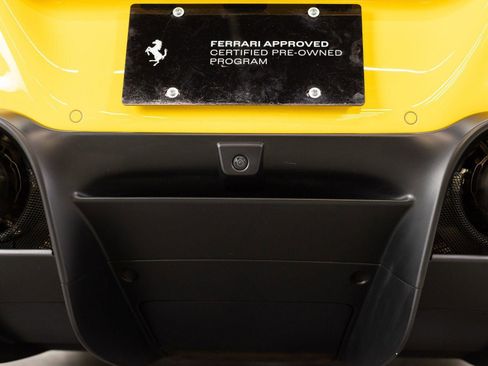 Certified 2021 Ferrari F8 Tributo RWD image 61