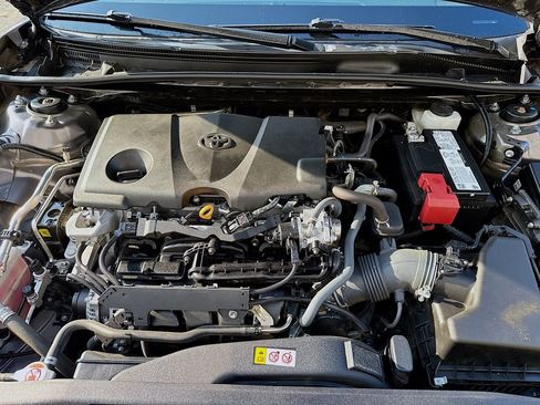 Used 2023 Toyota Camry SE image 24