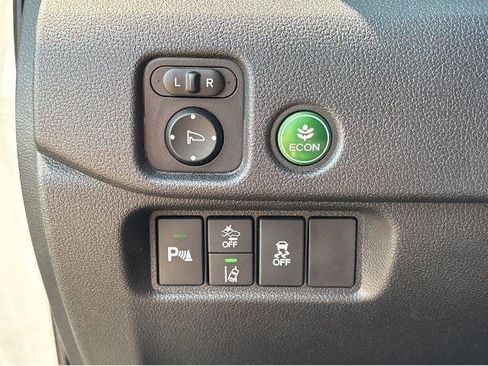 Used 2019 Honda Pilot Touring image 29