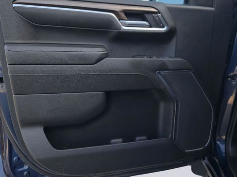 Used 2023 Chevrolet Silverado 1500 LT RWD image 12