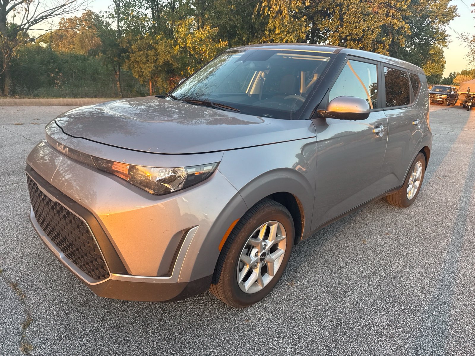 Used 2025 Kia Soul S FWD image 1