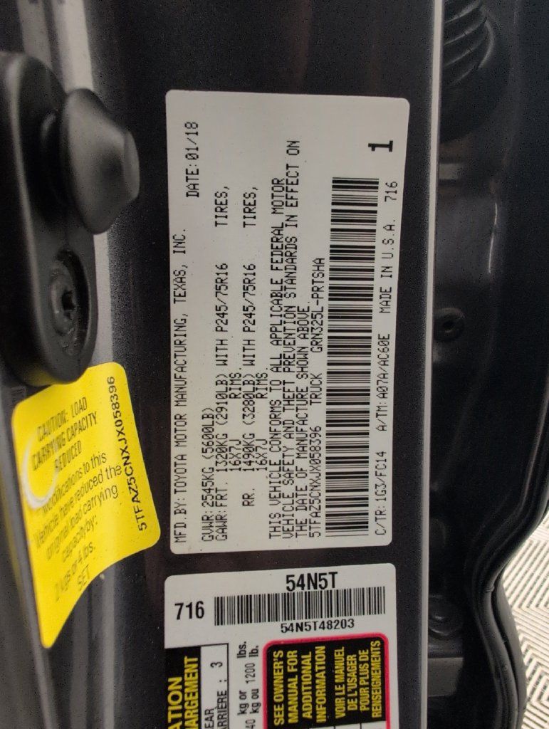 Used 2018 Toyota Tacoma SR5 RWD image 35