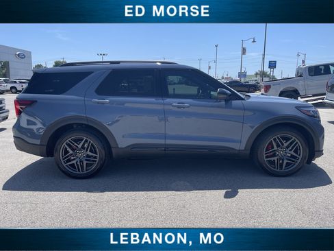 Certified 2025 Ford Explorer ST AWD/4WD image 9