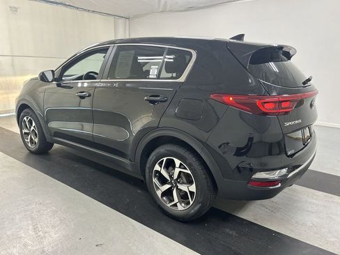 Used 2020 Kia Sportage LX AWD/4WD image 7