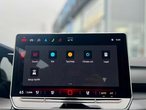 Used 2025 Volkswagen GTI SE w/ SE Leather Seating Package image 27