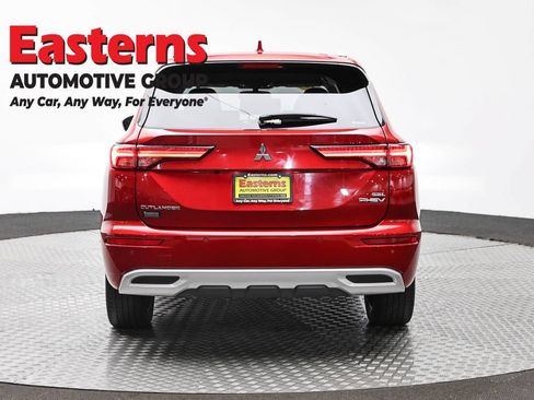 Used 2023 Mitsubishi Outlander SEL AWD/4WD image 6