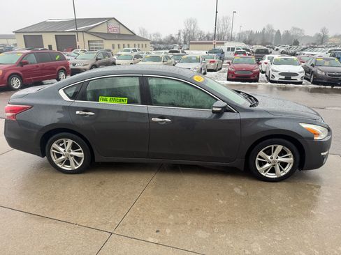 Used 2013 Nissan Altima 2.5 SL image 4