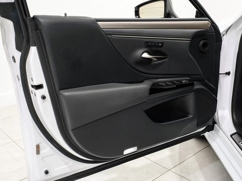 Used 2023 Lexus ES 350 F Sport image 36