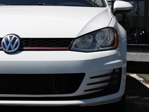Used 2017 Volkswagen GTI S FWD image 6