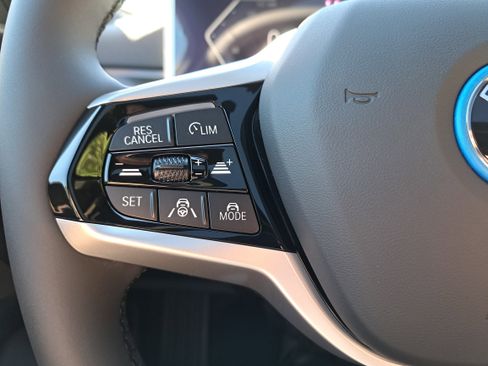 New 2025 BMW i4 eDrive40 w/ Premium Package image 18