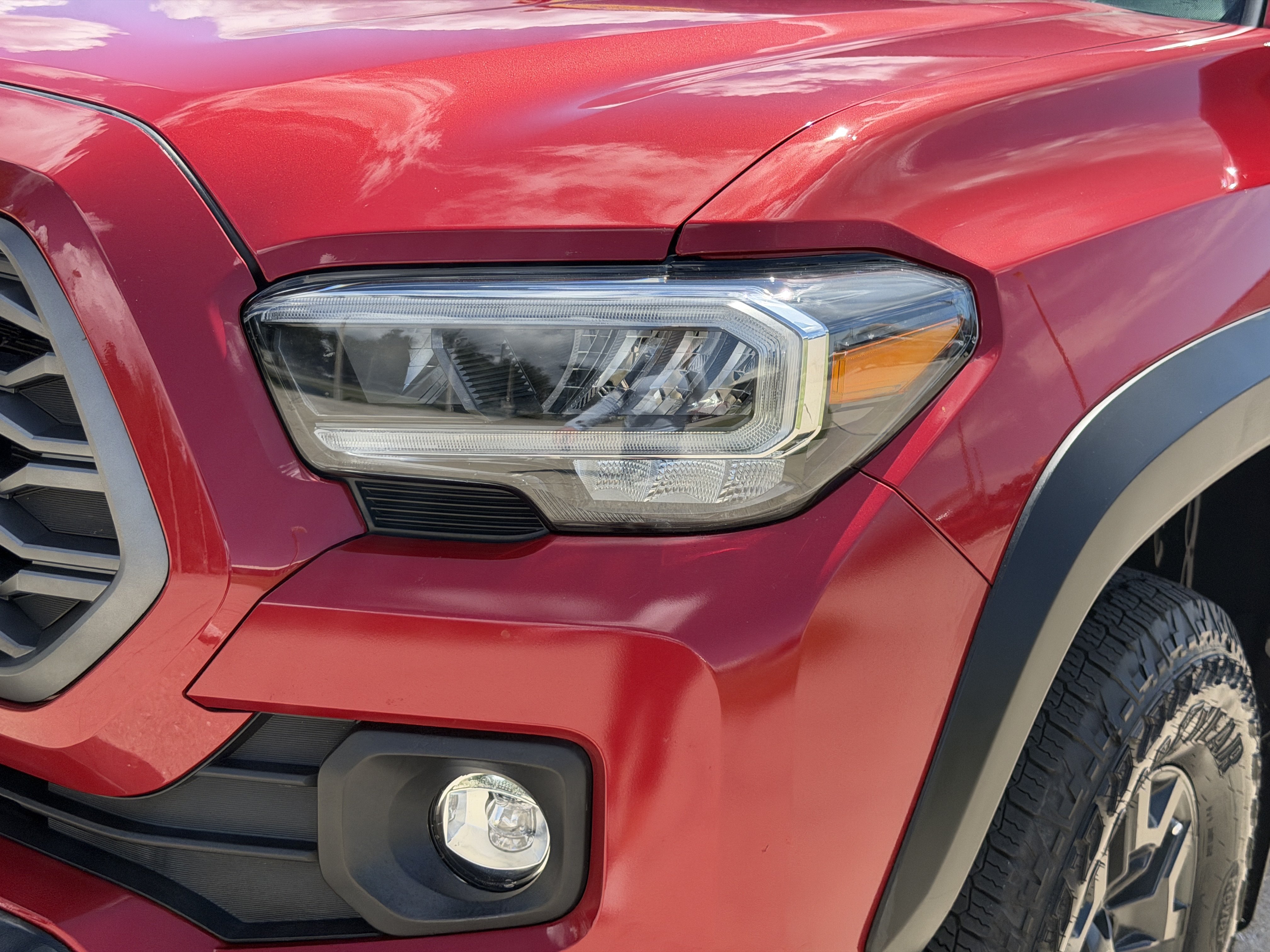 Used 2023 Toyota Tacoma TRD Off-Road w/ TRD Premium Off Road Package AWD/4WD image 8