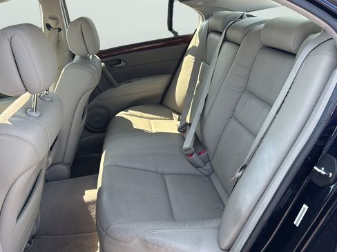 Used 2005 Acura RL AWD/4WD image 33