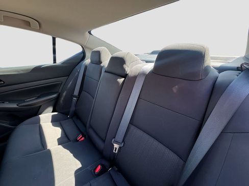 Used 2025 Nissan Altima 2.5 SV image 24