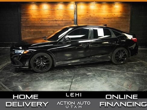 Used 2023 Honda Civic Sport image 1