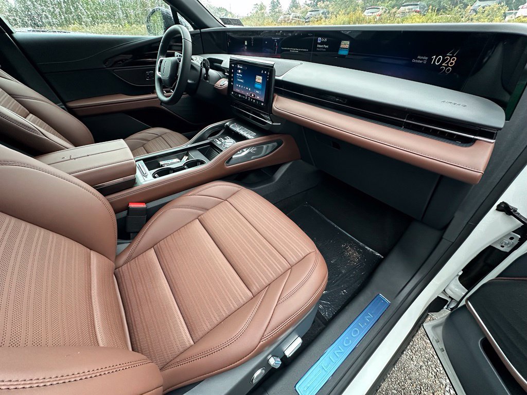 New 2026 Lincoln Nautilus Reserve AWD/4WD image 23
