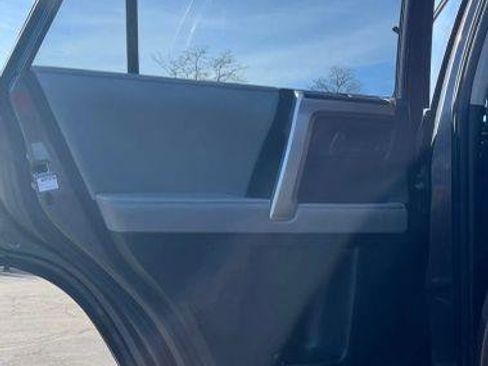 Used 2010 Toyota 4Runner SR5 image 15