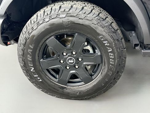 Used 2024 Ford Bronco Black Diamond AWD/4WD image 30