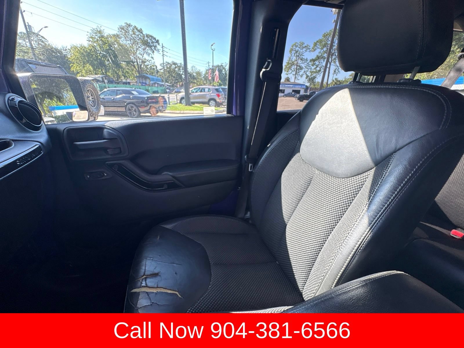 Used 2016 Jeep Wrangler Unlimited Sahara AWD/4WD image 34