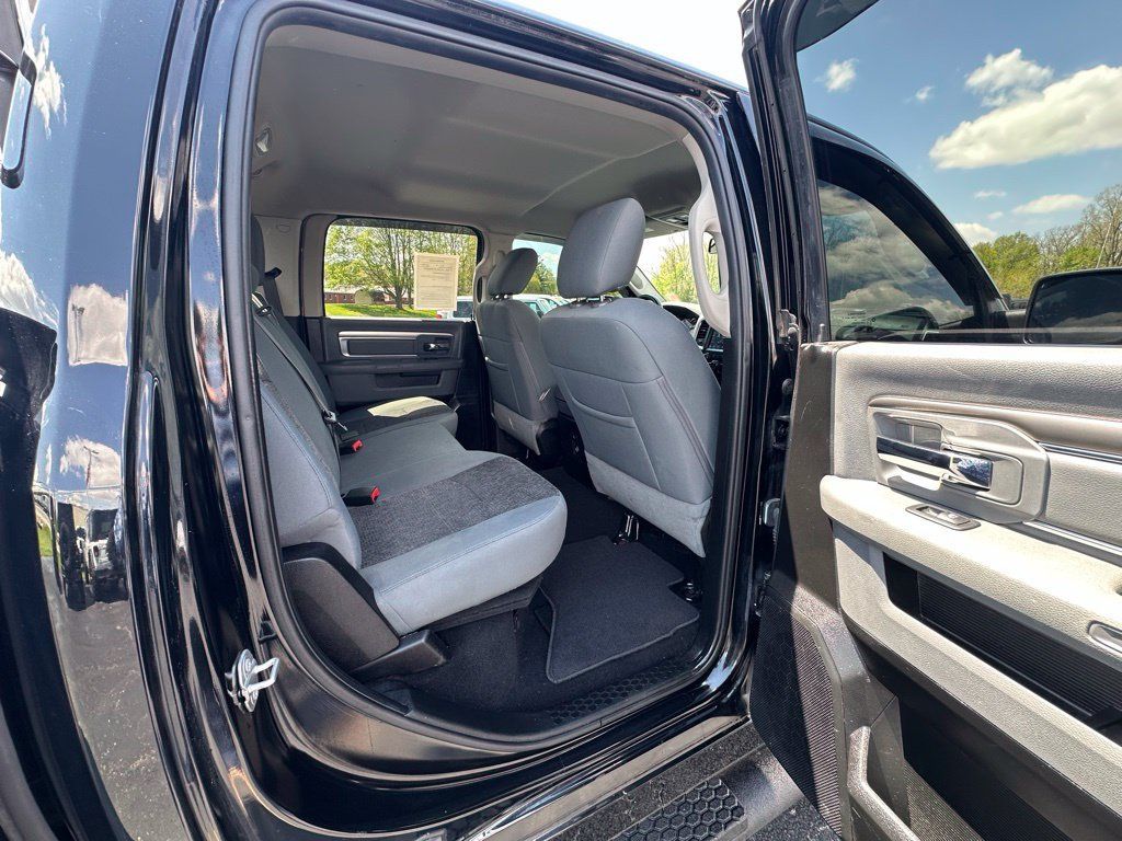 Used 2019 RAM 1500 Warlock AWD/4WD image 14
