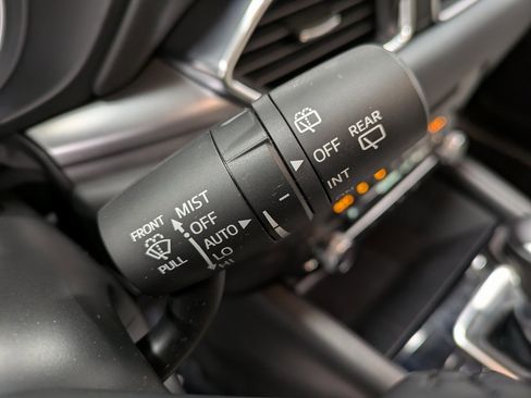 Certified 2025 MAZDA CX-5 AWD 2.5 S w/ Preferred Package image 18