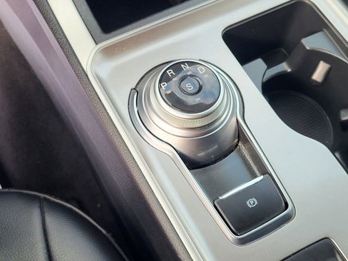 Certified 2024 Ford Edge SEL image 25