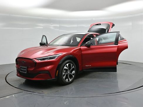 Certified 2023 Ford Mustang Mach-E Premium image 37