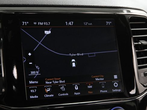 Used 2022 Jeep Grand Cherokee Laredo E w/ Security & Convenience Group image 12